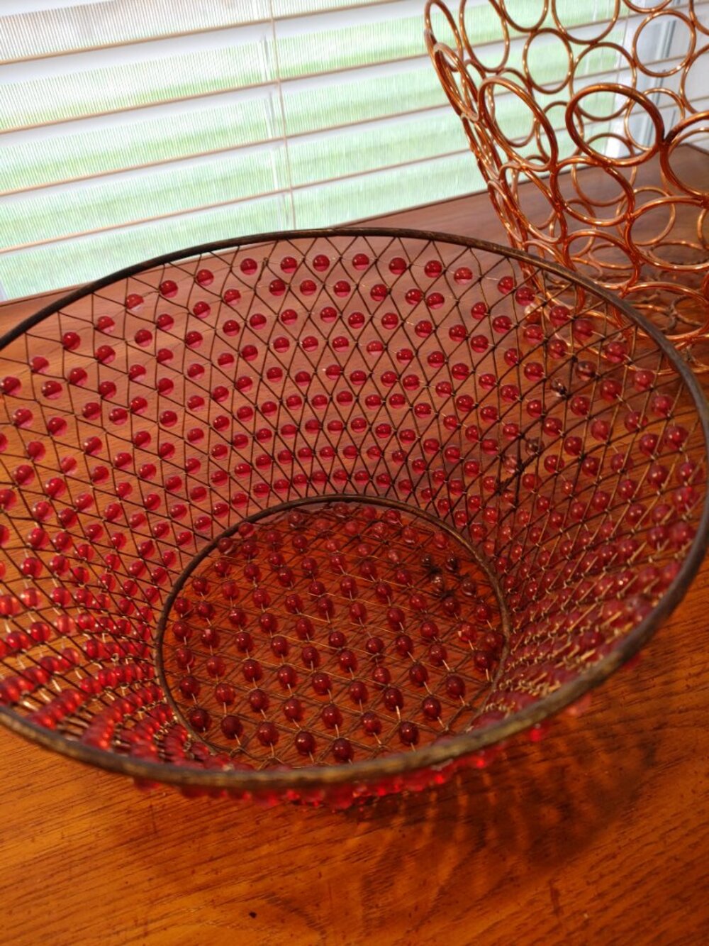 2 Wire Baskets - Picture 4 of 5